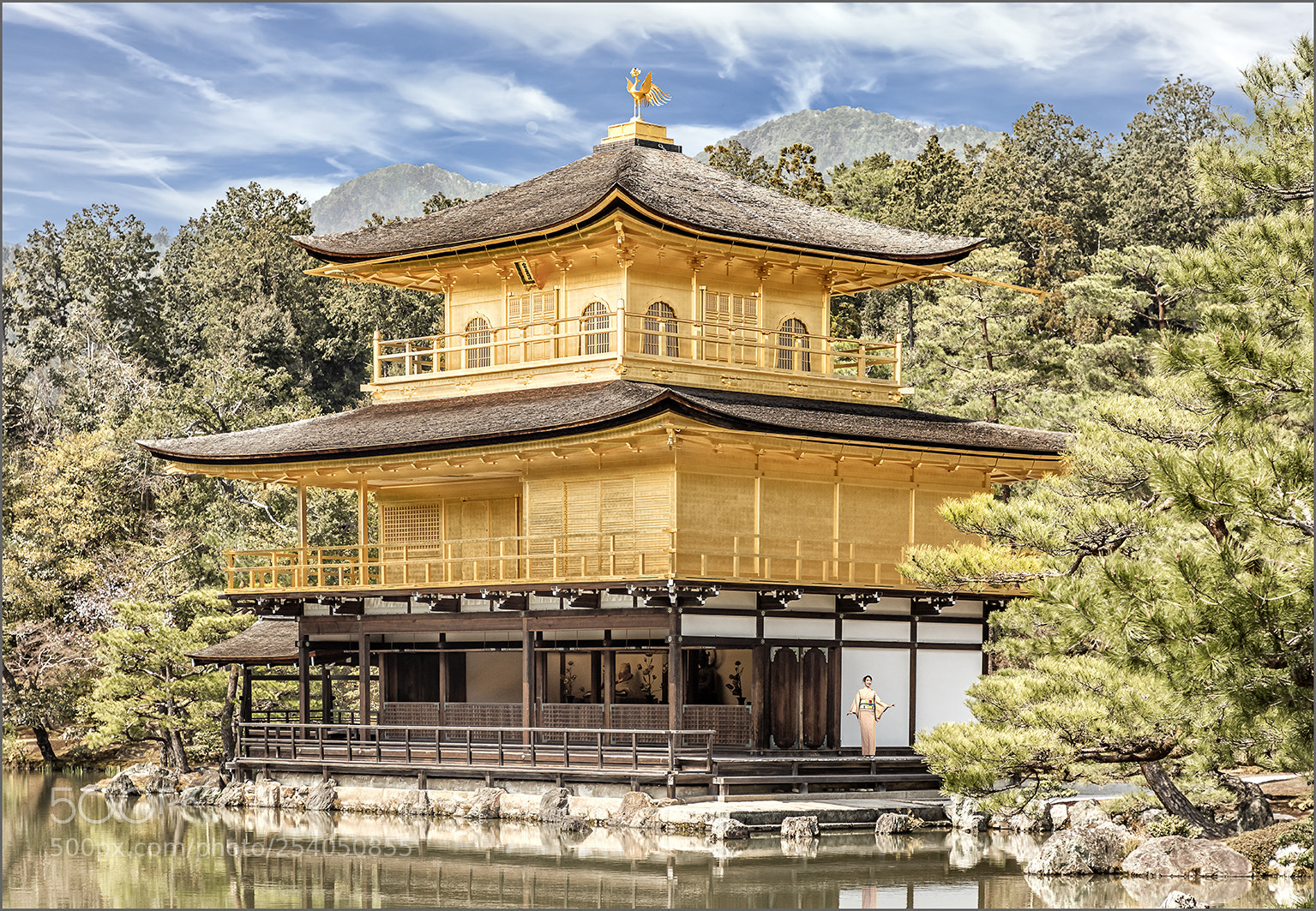 Canon EOS 5D Mark IV sample photo. Temple of the golden photography