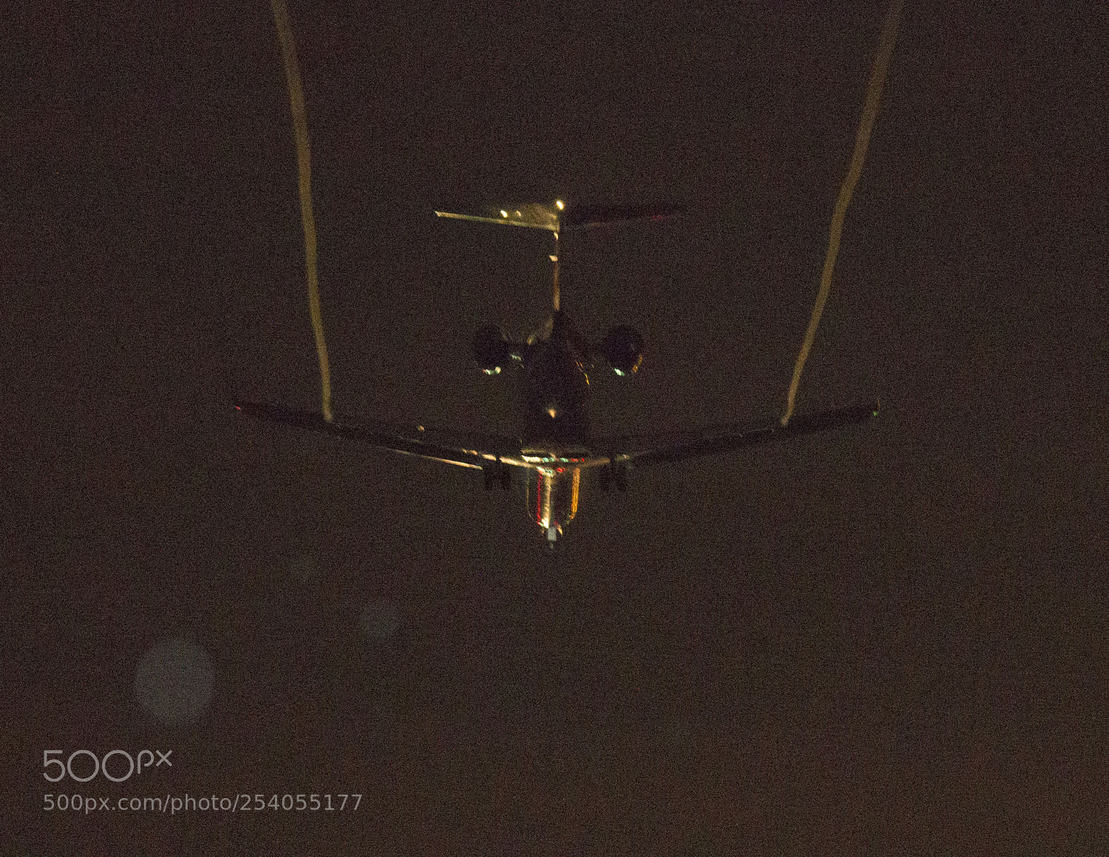 Canon EOS 1100D (EOS Rebel T3 / EOS Kiss X50) sample photo. Landing at night photography