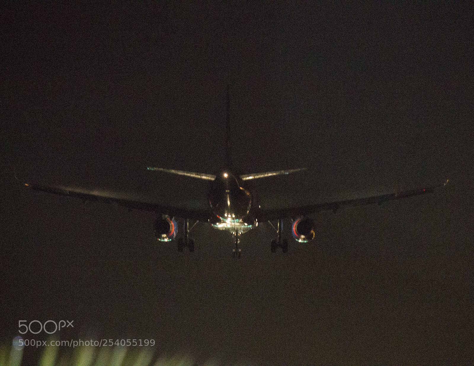 Canon EOS 1100D (EOS Rebel T3 / EOS Kiss X50) sample photo. Landing at night photography