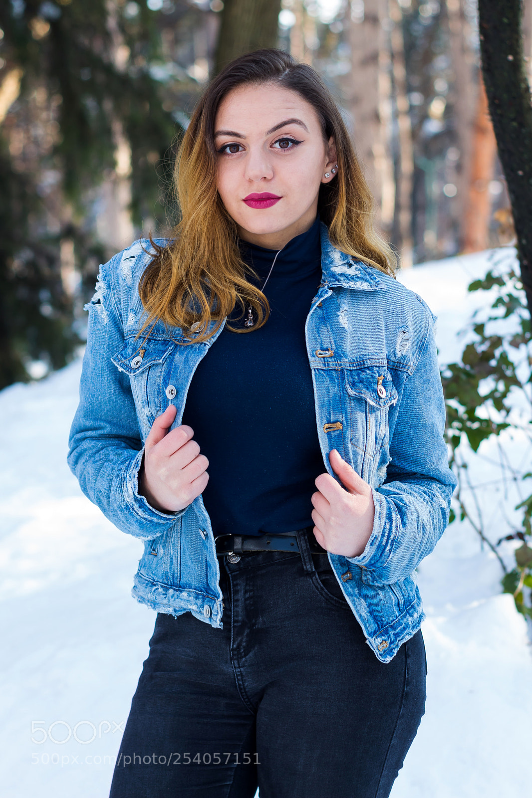 Canon EOS 1300D (EOS Rebel T6 / EOS Kiss X80) sample photo. Winter portraits photography