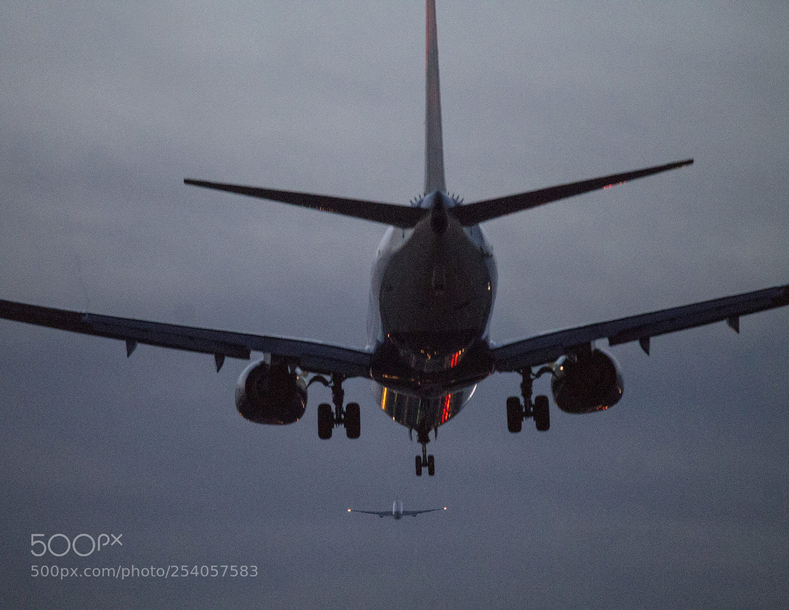 Canon EOS 1100D (EOS Rebel T3 / EOS Kiss X50) sample photo. Landing at dusk photography