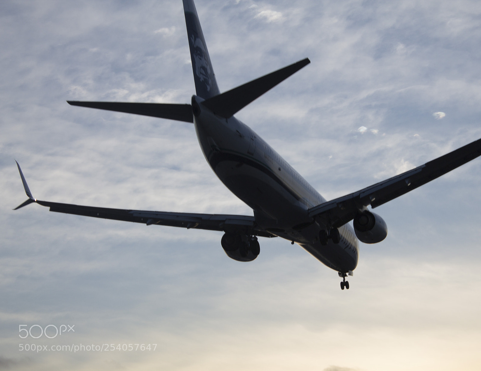 Canon EOS 1100D (EOS Rebel T3 / EOS Kiss X50) sample photo. Landing at dusk photography