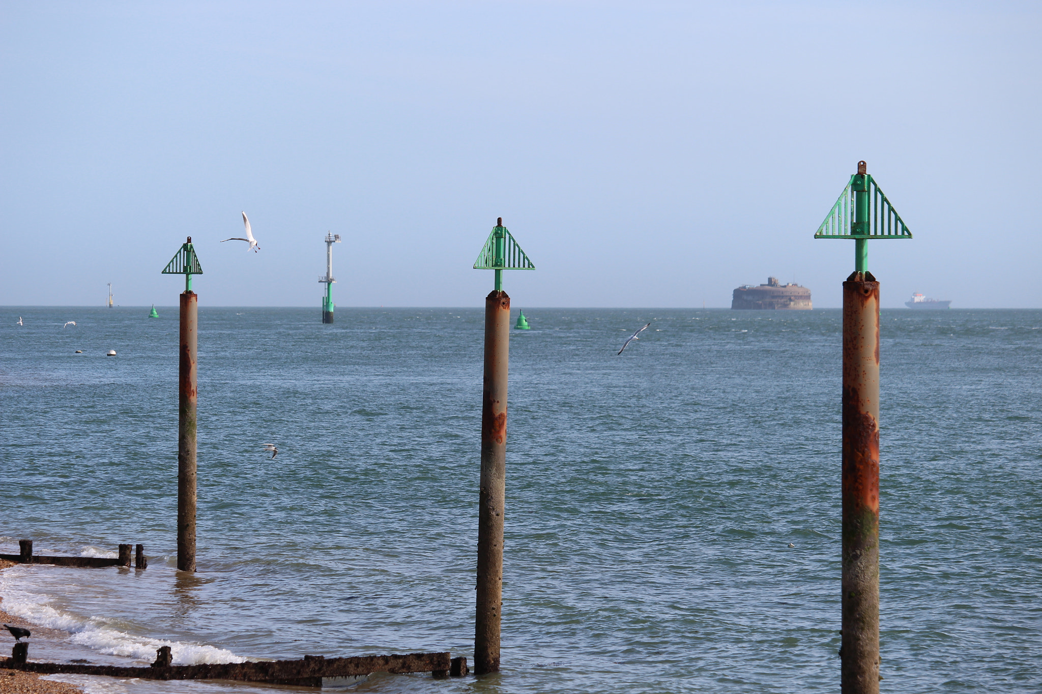 Canon EOS 700D (EOS Rebel T5i / EOS Kiss X7i) sample photo. Portsmouth seafront photography