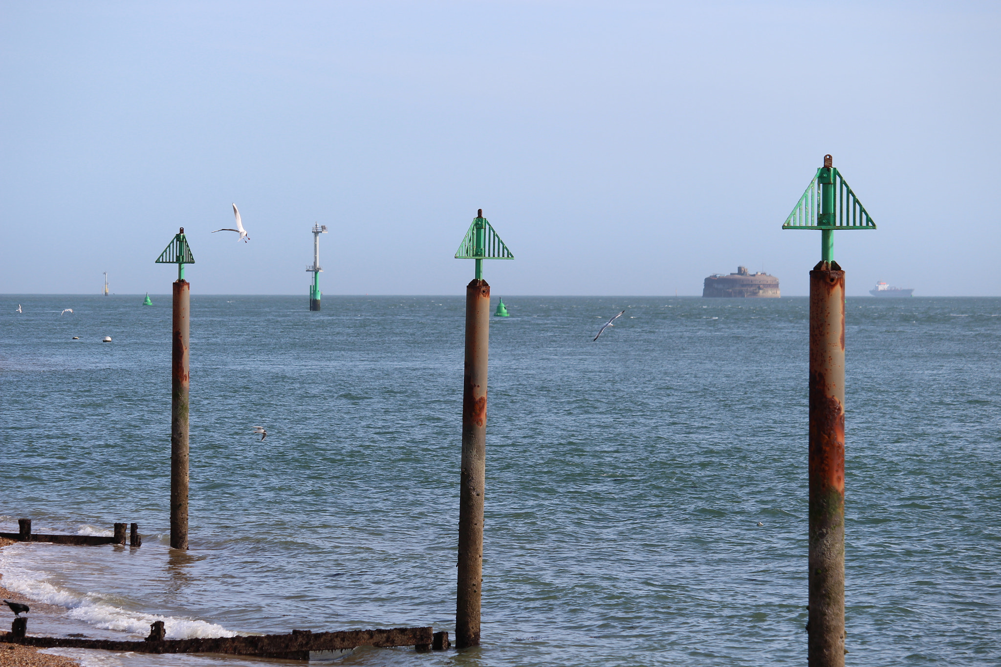 Canon EF-S 55-250mm F4-5.6 IS STM sample photo. Portsmouth seafront photography