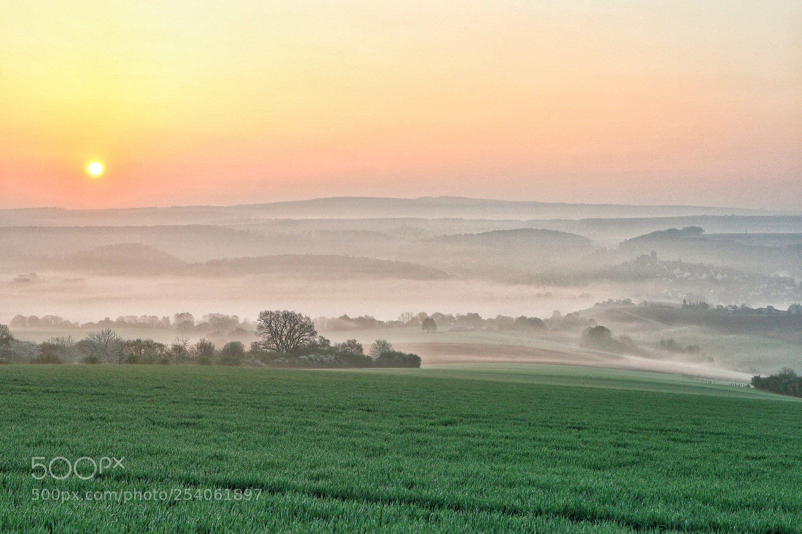 Canon EOS M10 sample photo. Fog in the valleys photography