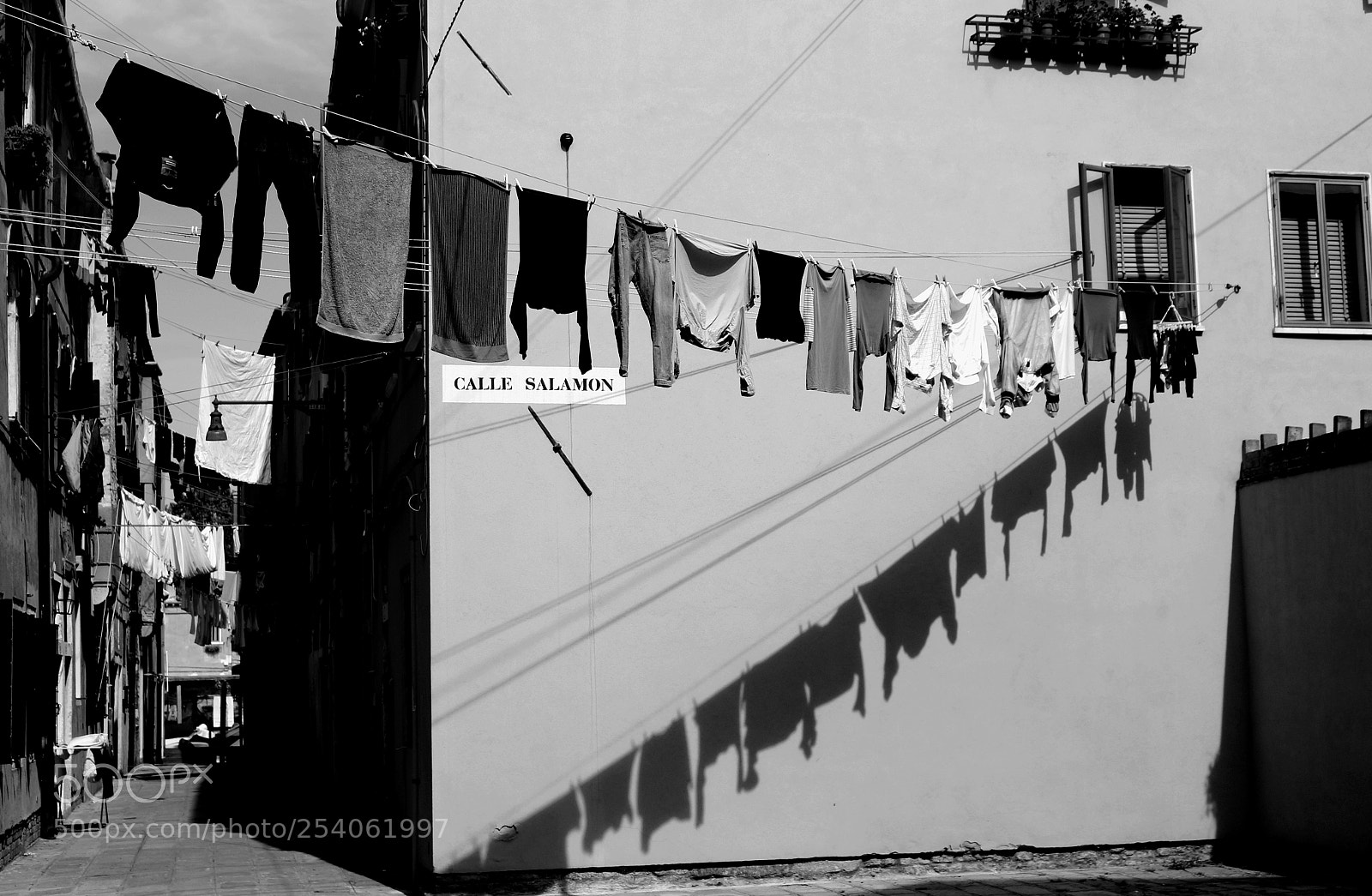 Canon EOS 100D (EOS Rebel SL1 / EOS Kiss X7) sample photo. Venice garments photography