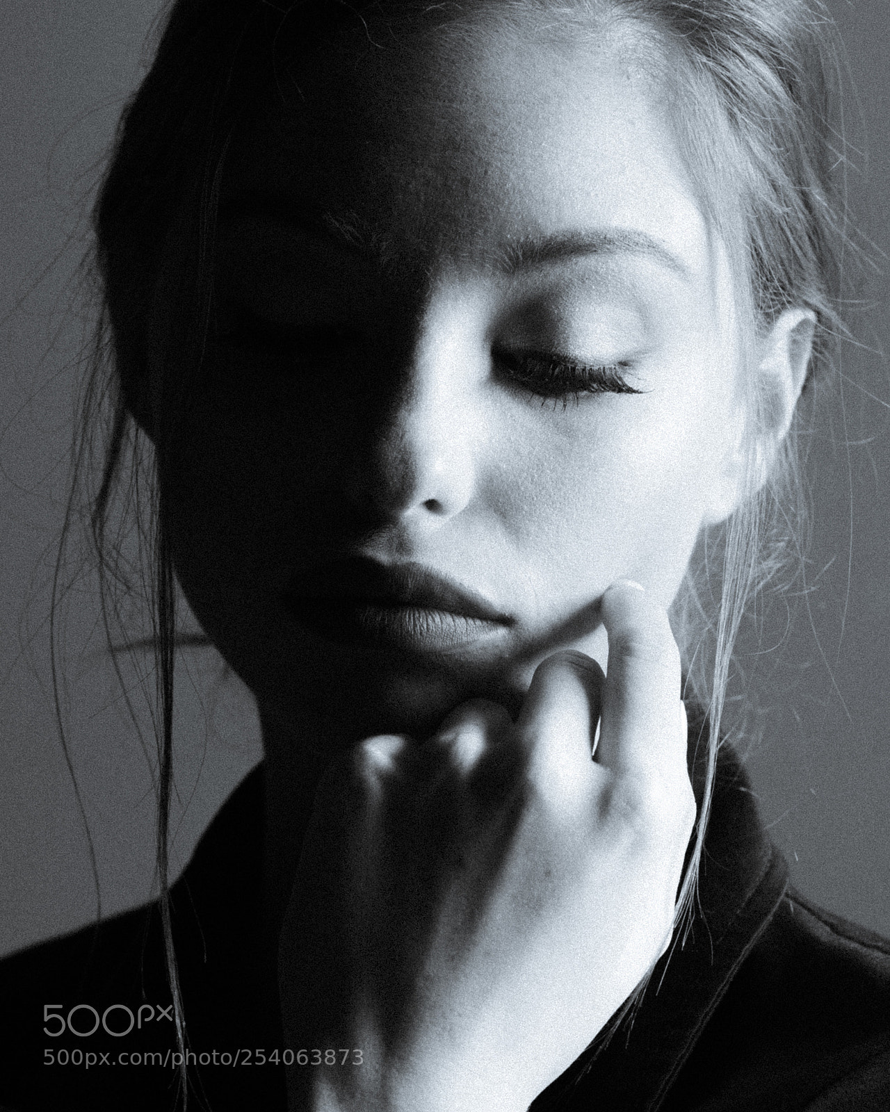 Canon EOS 5DS R sample photo. The face photography