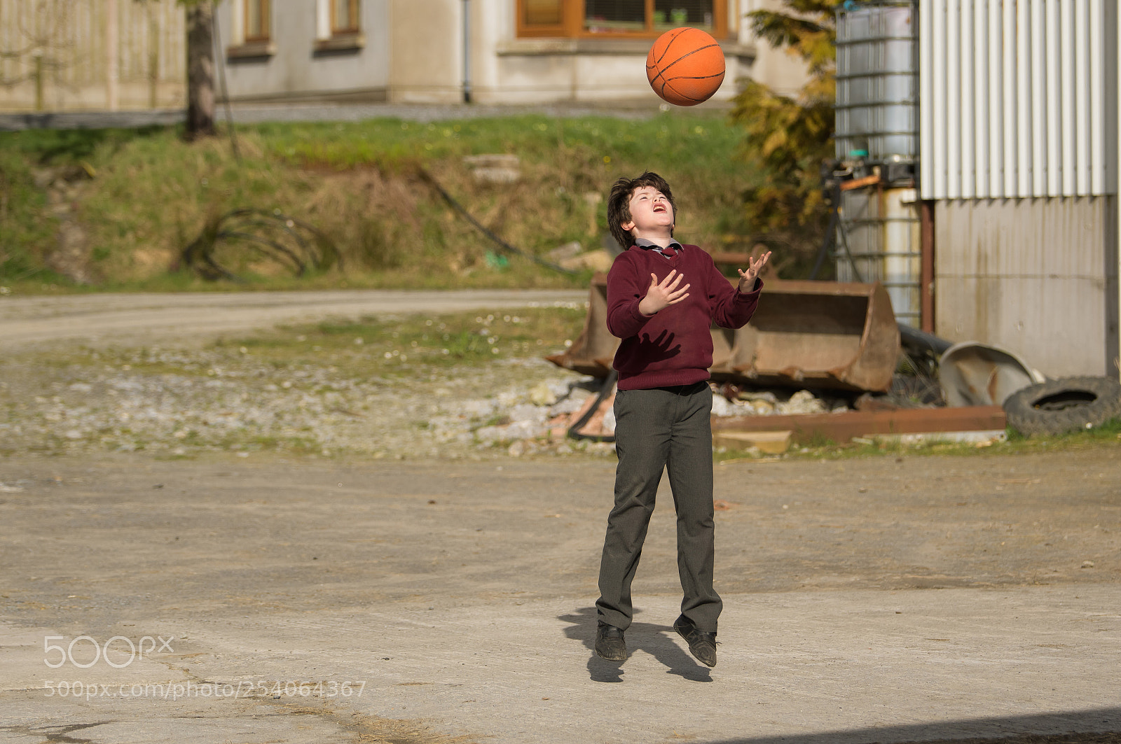 Nikon D500 sample photo. Eyes on the ball photography
