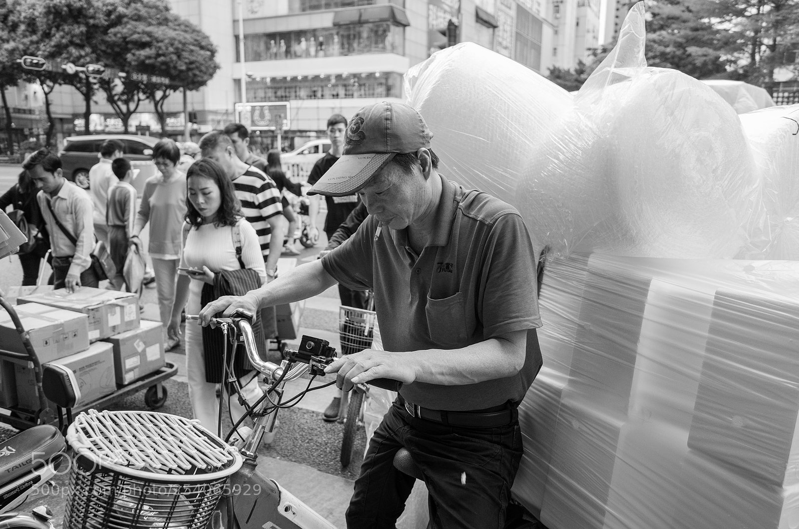 Ricoh GR II sample photo. 路口 photography