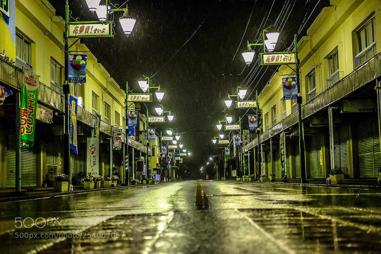Fujifilm X-T2 sample photo. Rainy night street tonight photography
