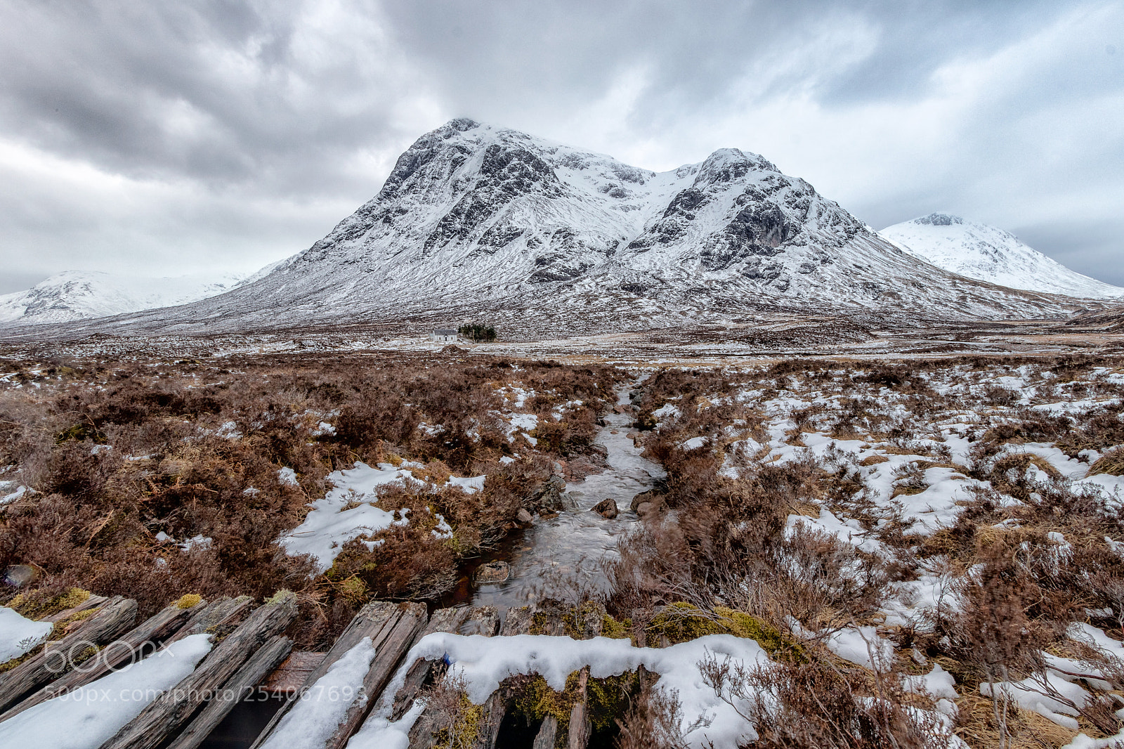 Canon EOS 77D (EOS 9000D / EOS 770D) sample photo. Shepherds wee house photography
