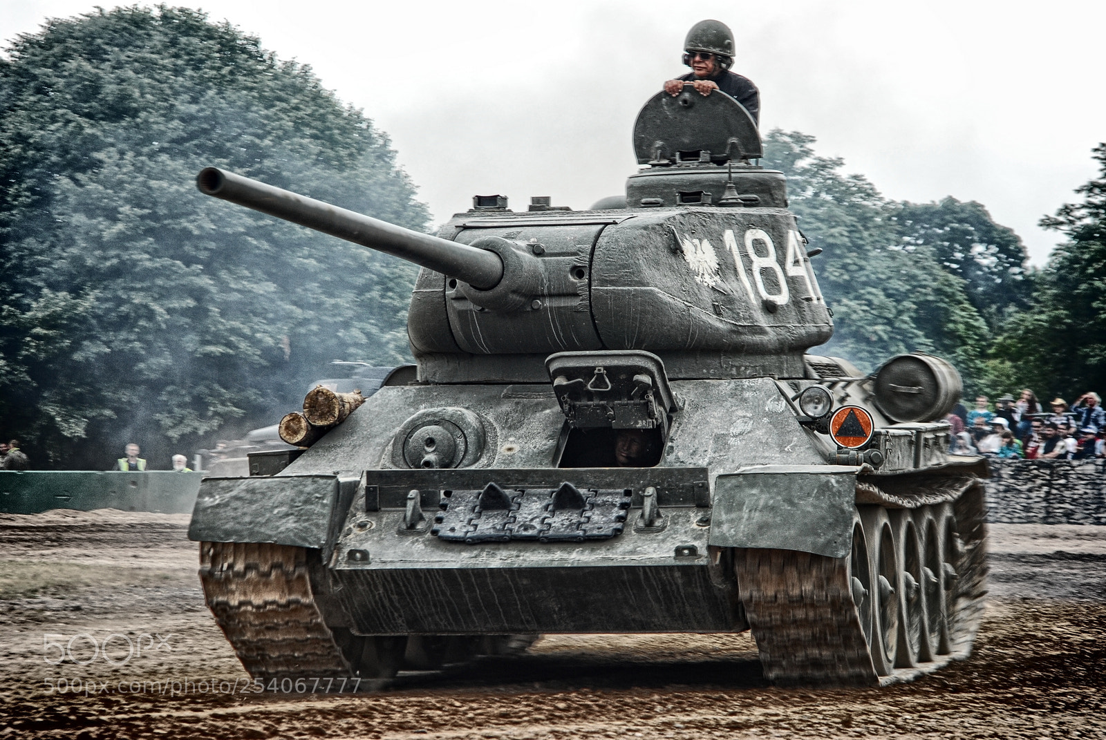 Nikon D80 sample photo. T-34 photography