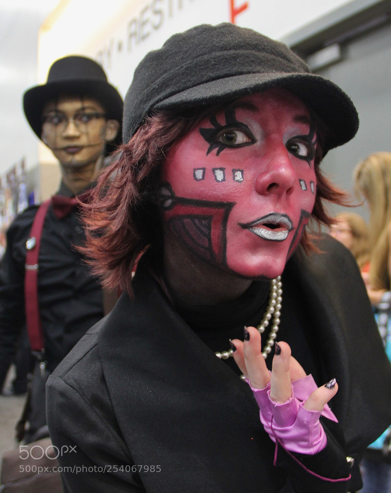 Canon EOS 60D sample photo. In our face, purple photography