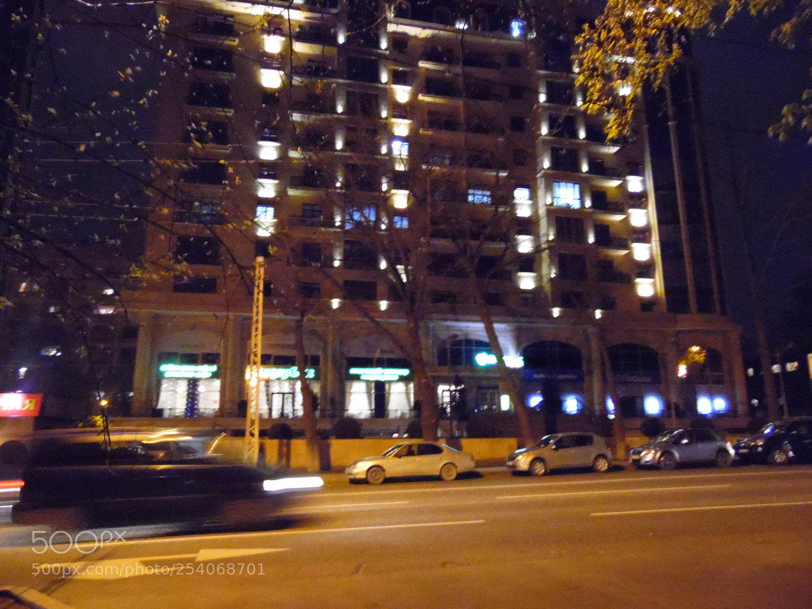 Samsung WB1100F/WB1101F/WB1102F sample photo. Street race photography