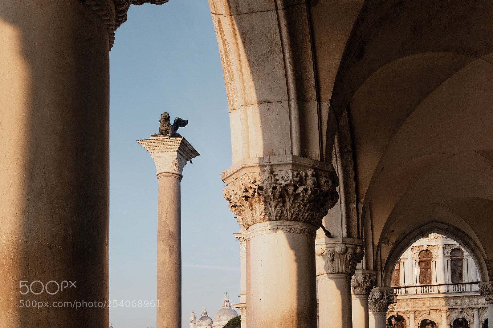 Fujifilm X100F sample photo. Golden hour san marco photography