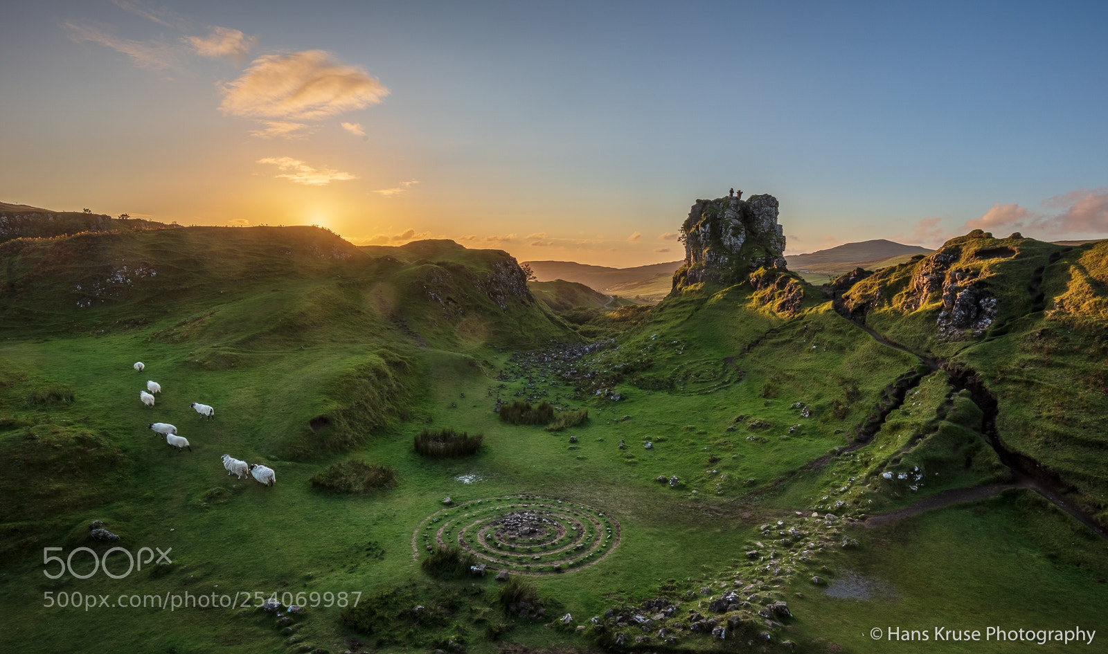 Canon EOS 5DS R sample photo. Sunset at the tower photography