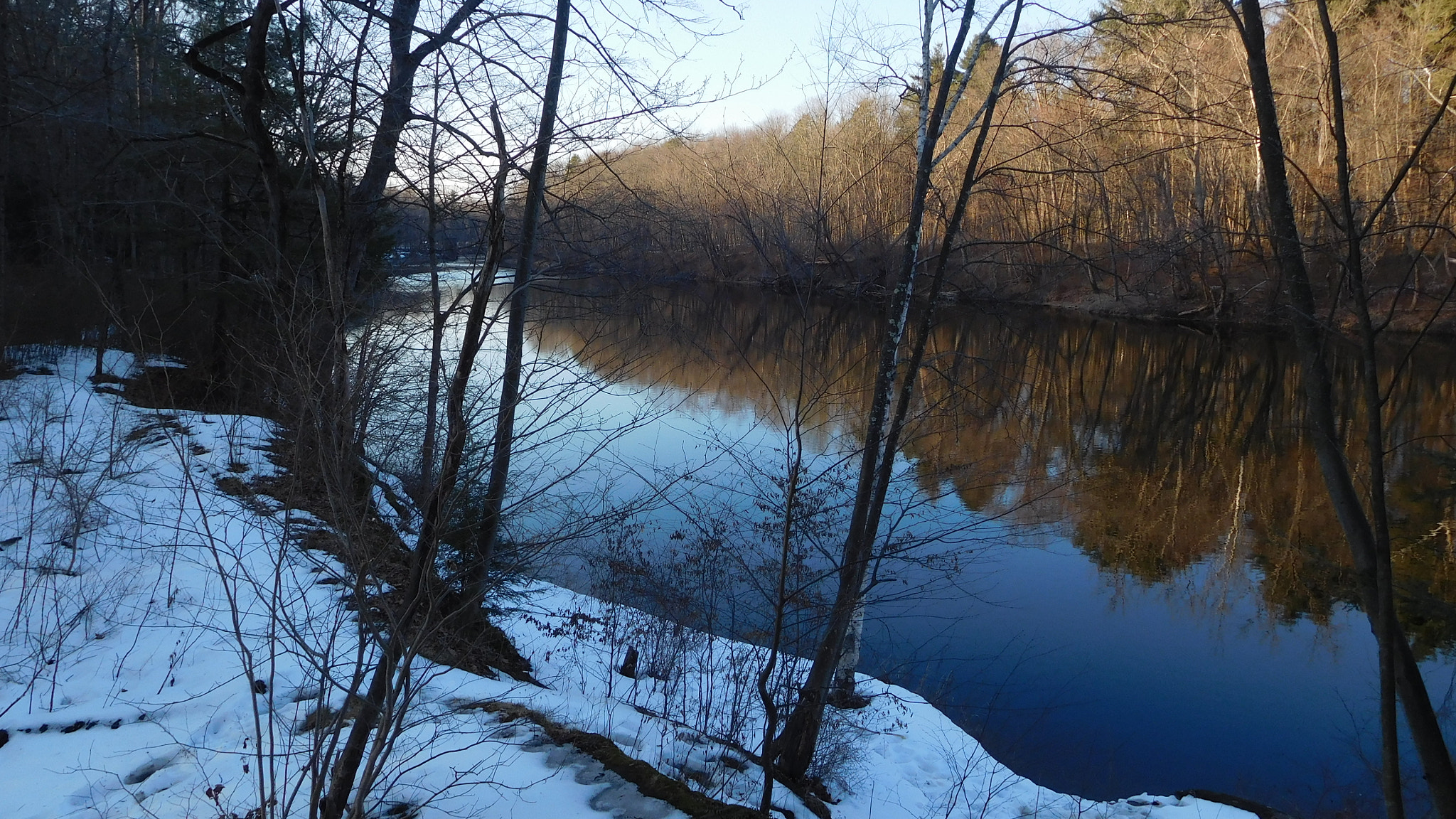 Nikon Coolpix S7000 sample photo. Winter river photography