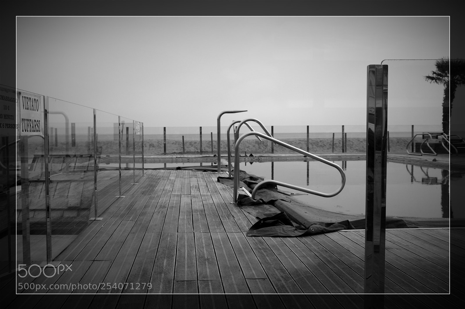 Fujifilm X-E2 sample photo. Do not dive photography