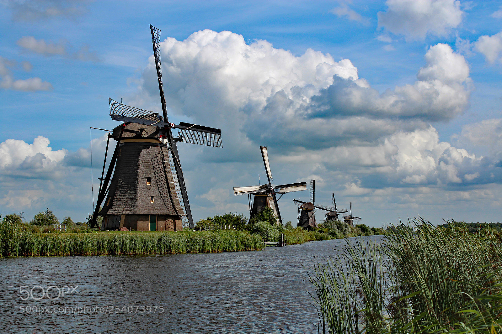 Canon EOS 600D (Rebel EOS T3i / EOS Kiss X5) sample photo. Windmills at kinderdijk photography