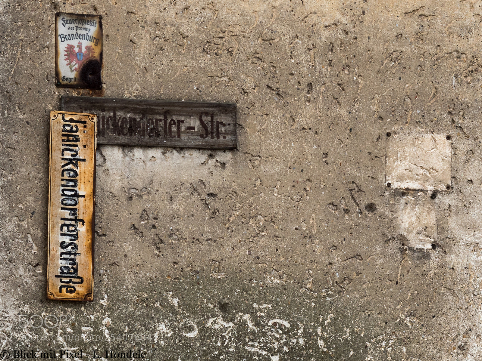 Panasonic Lumix DMC-GX8 sample photo. Lost place from a photography