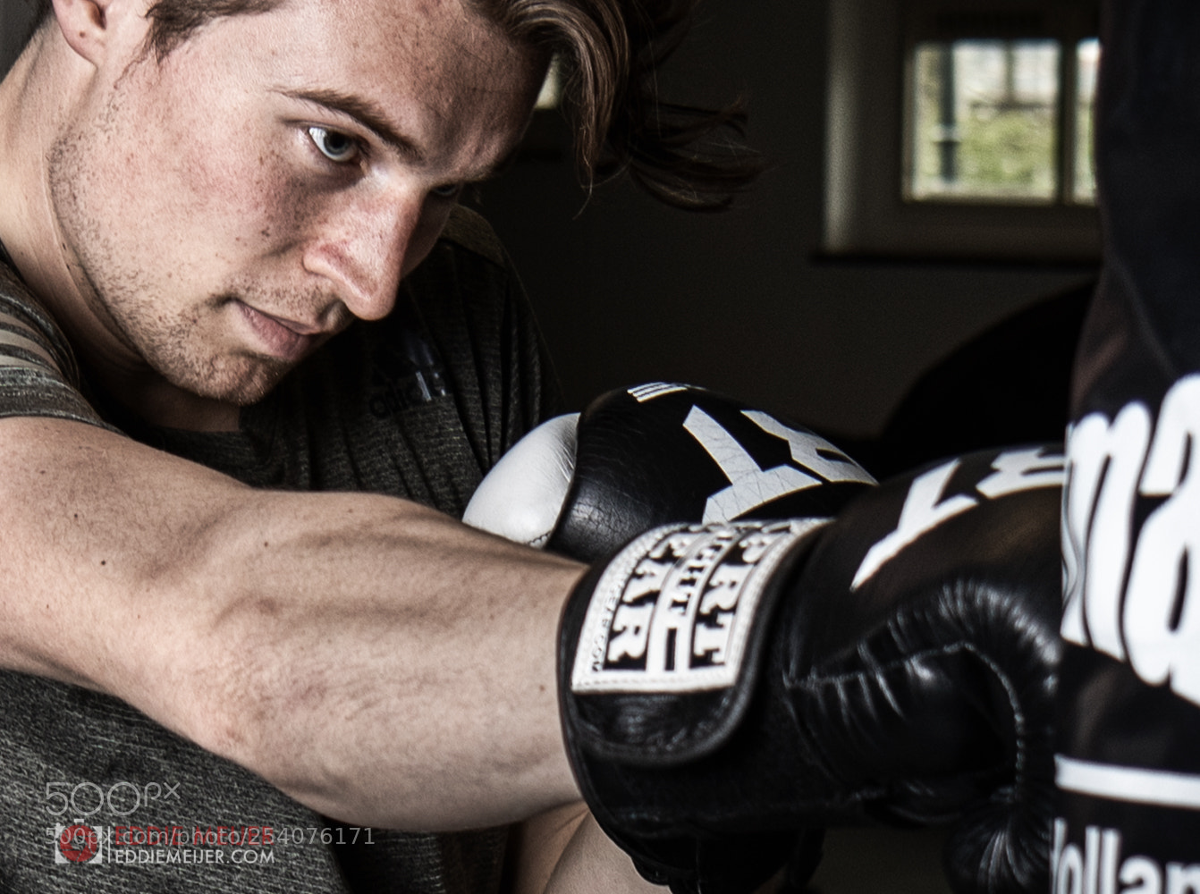 Canon EOS 7D Mark II sample photo. The boxer photography