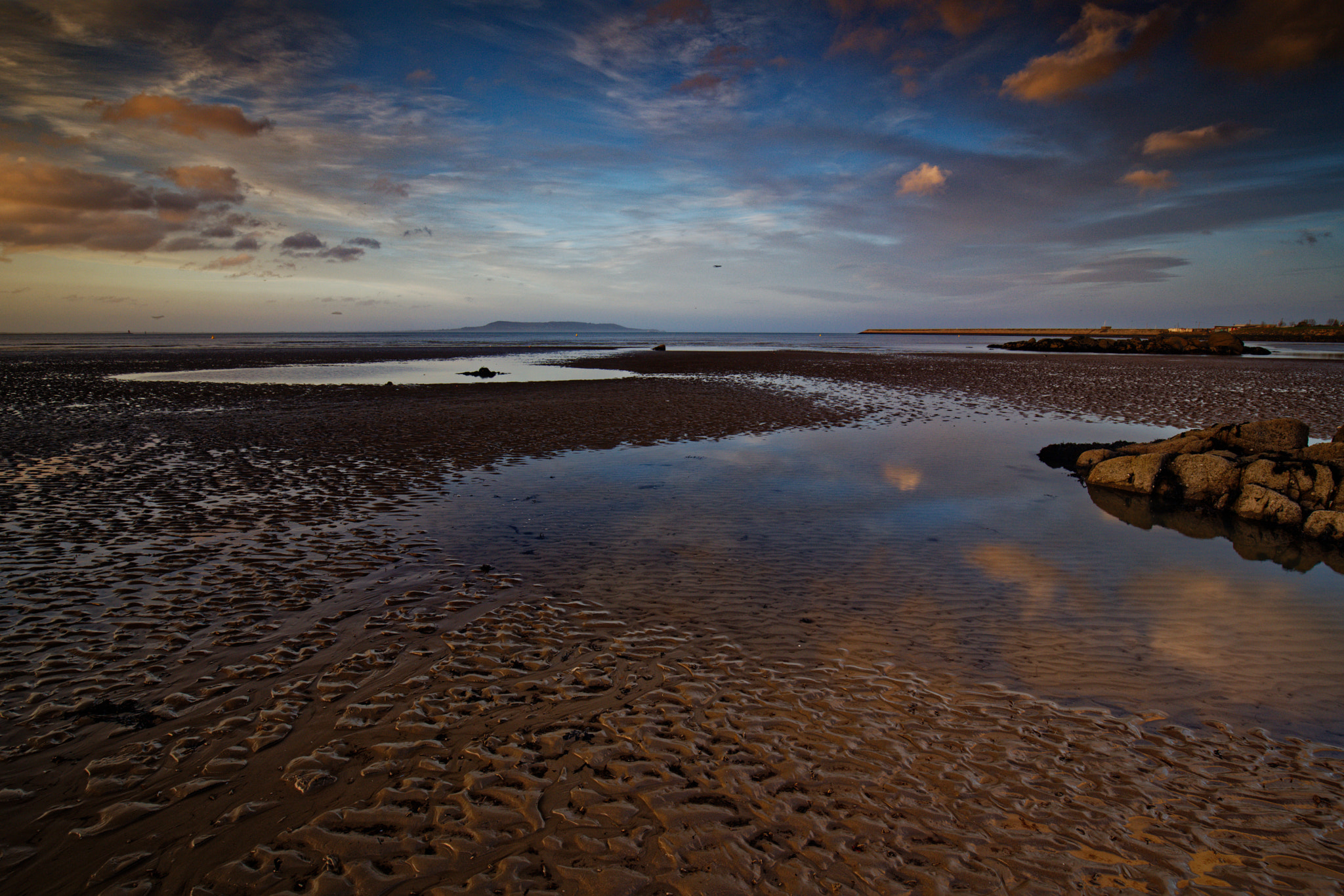Canon EOS 6D Mark II + Canon EF 16-35mm F4L IS USM sample photo. Sunset in dun laoghaire photography
