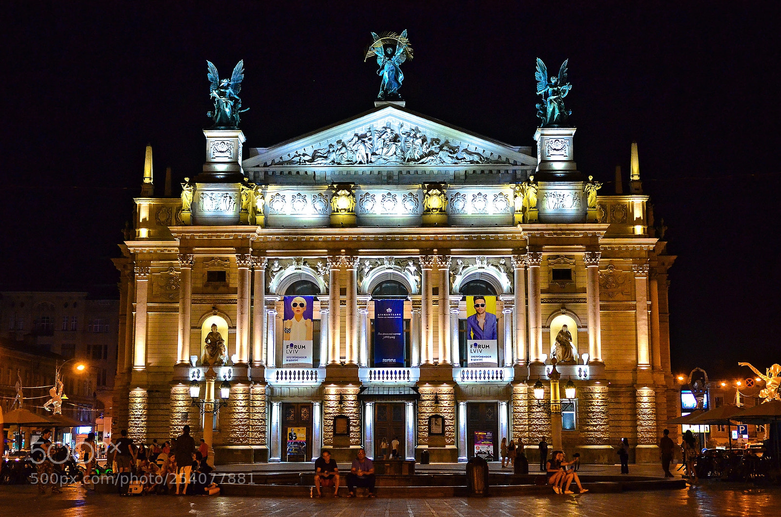Nikon D7000 sample photo. Lviv opera house photography