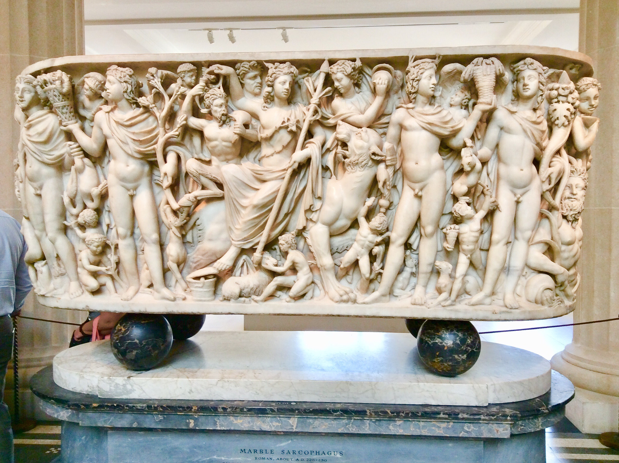 Apple iPad mini 2 sample photo. Inside the met photography