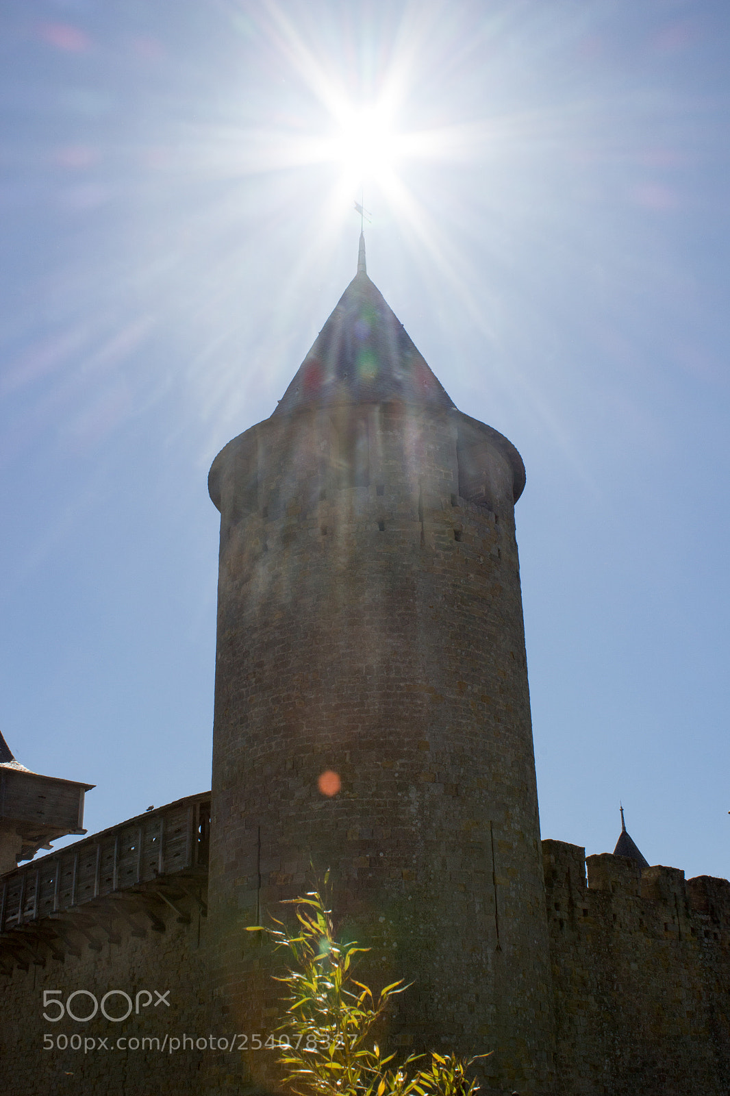 Canon EOS 100D (EOS Rebel SL1 / EOS Kiss X7) sample photo. Tower of light photography
