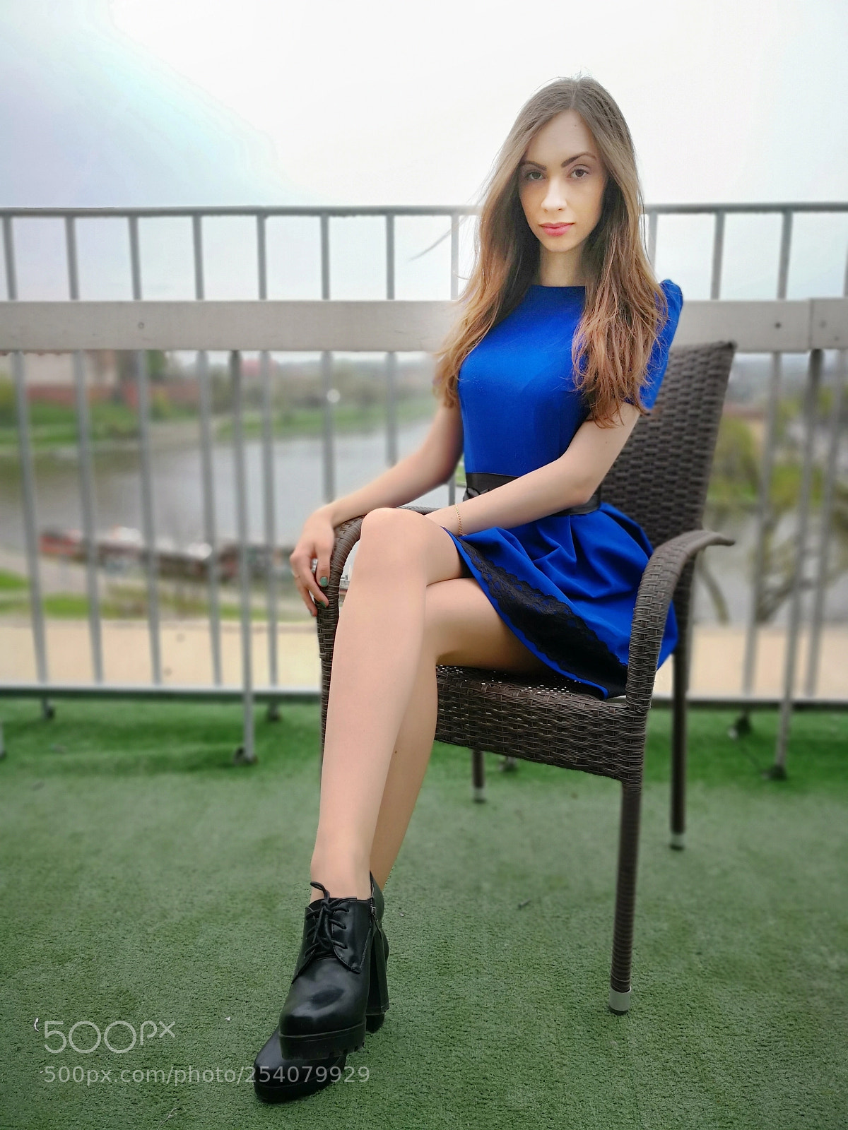HUAWEI Mate 10 Pro sample photo. I met a girl photography