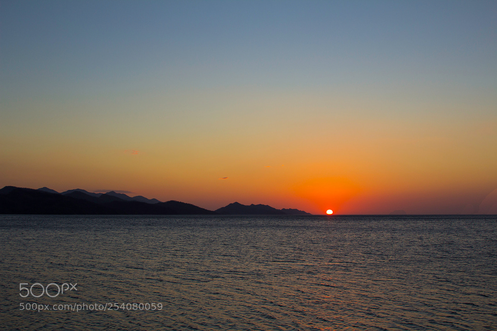 Canon EOS 1200D (EOS Rebel T5 / EOS Kiss X70 / EOS Hi) sample photo. Atardecer photography