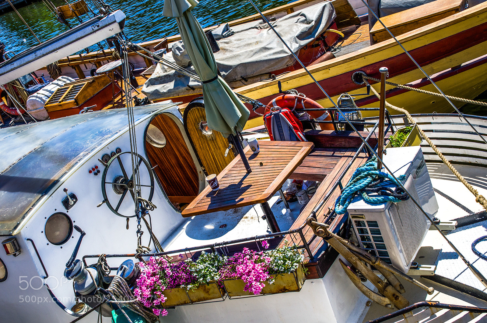 Nikon D7000 sample photo. Hop aboard photography