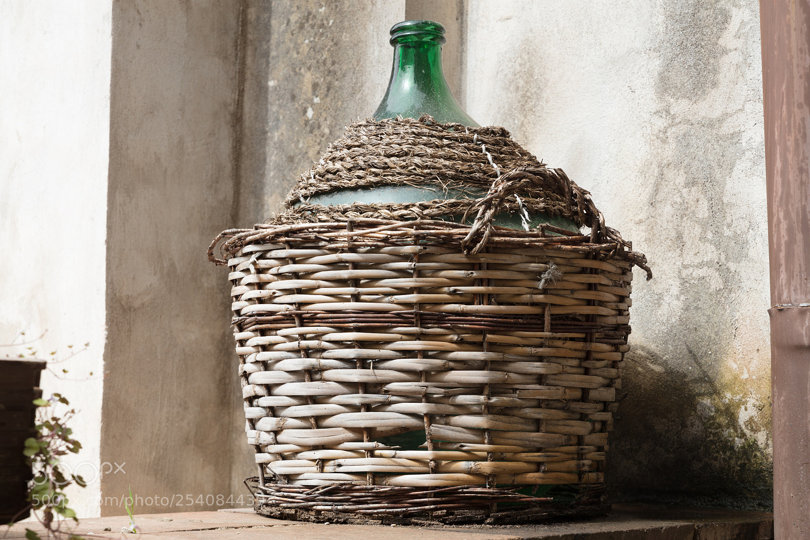 Canon EOS 5DS R sample photo. Empty carboy in rustic photography