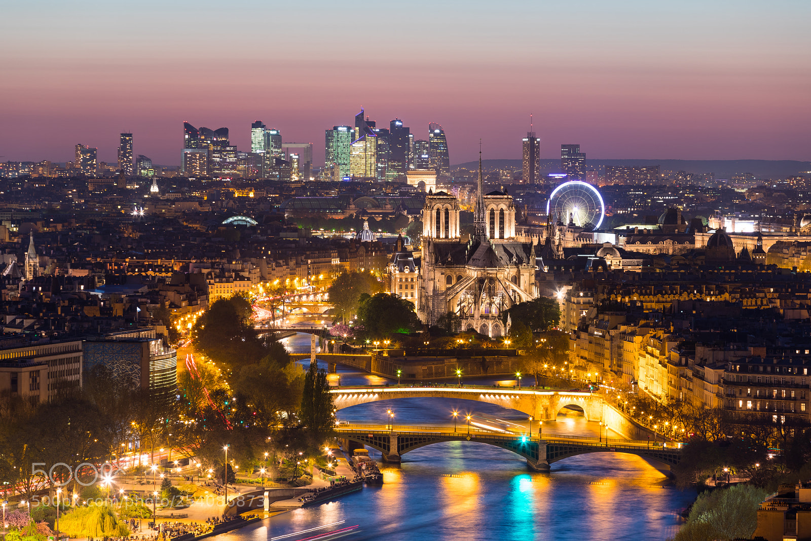 Canon EOS 5D Mark IV sample photo. Paris by night photography