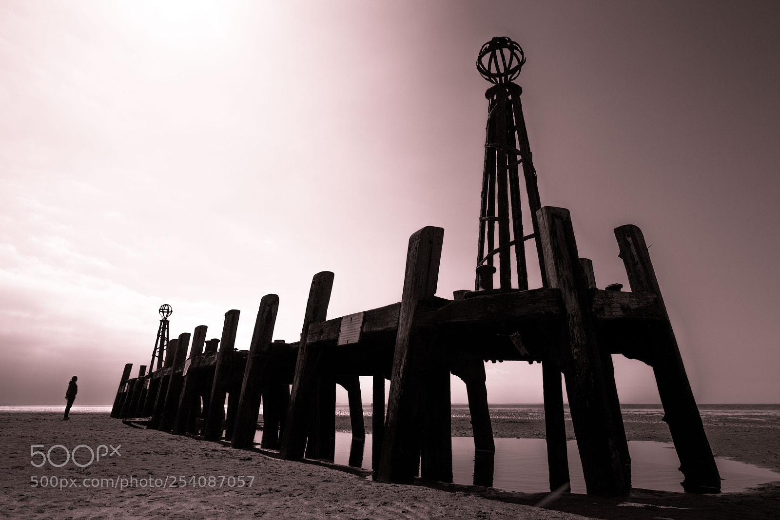 Canon EOS 5D Mark II sample photo. Abandoned pier photography