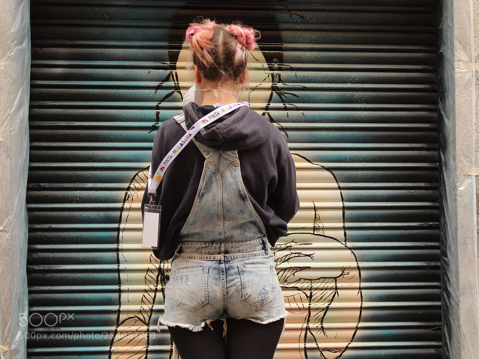 Canon EOS 1300D (EOS Rebel T6 / EOS Kiss X80) sample photo. Graffiti
#sensitivoespoco photography