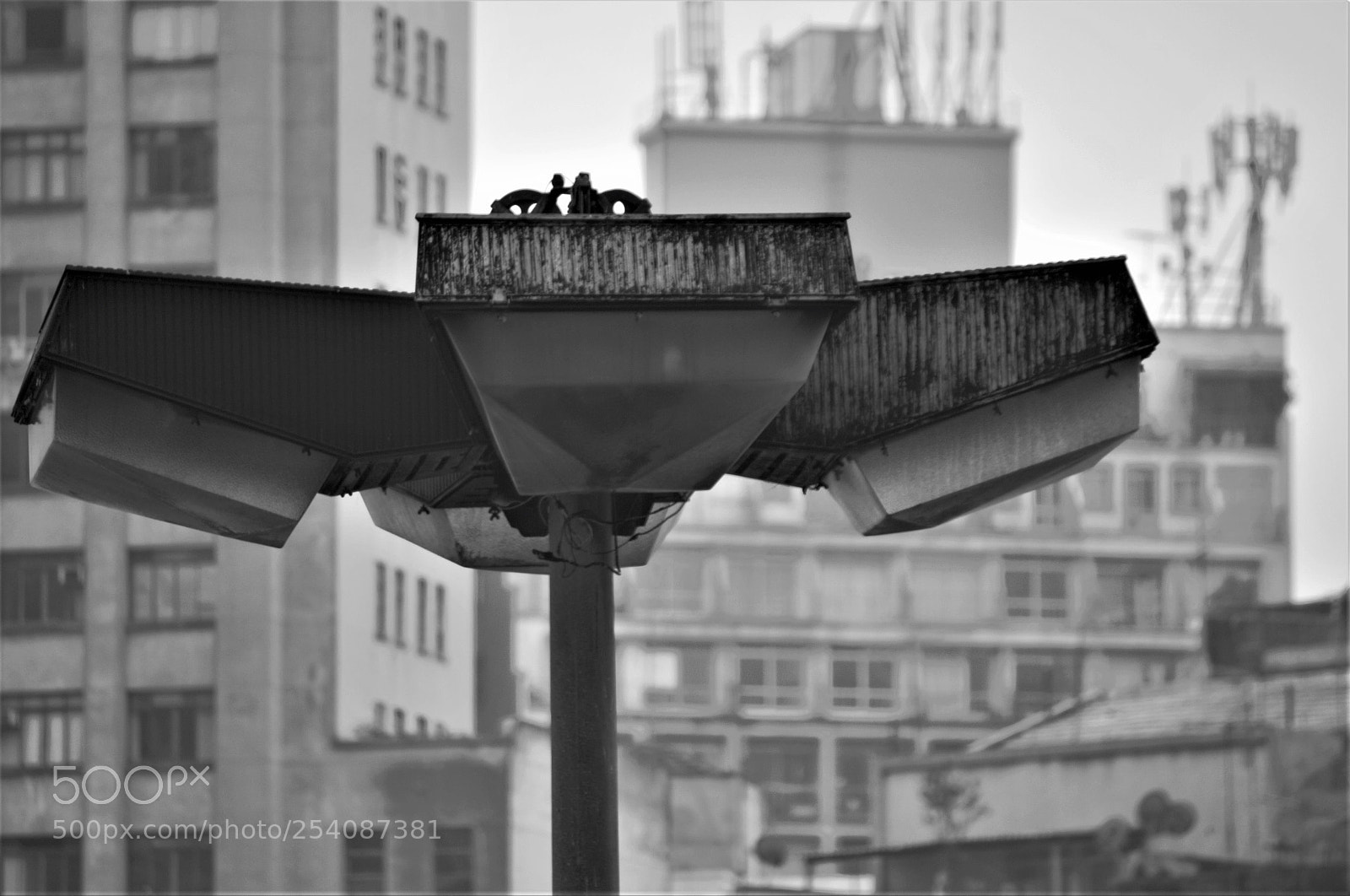 Canon EOS 700D (EOS Rebel T5i / EOS Kiss X7i) sample photo. Lumin ria centro de photography