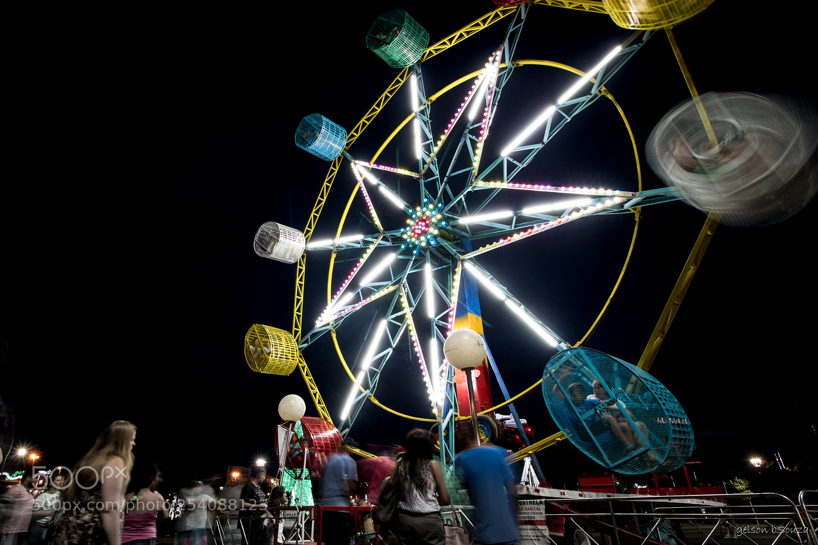 Canon EOS 70D sample photo. Ferris wheel photography
