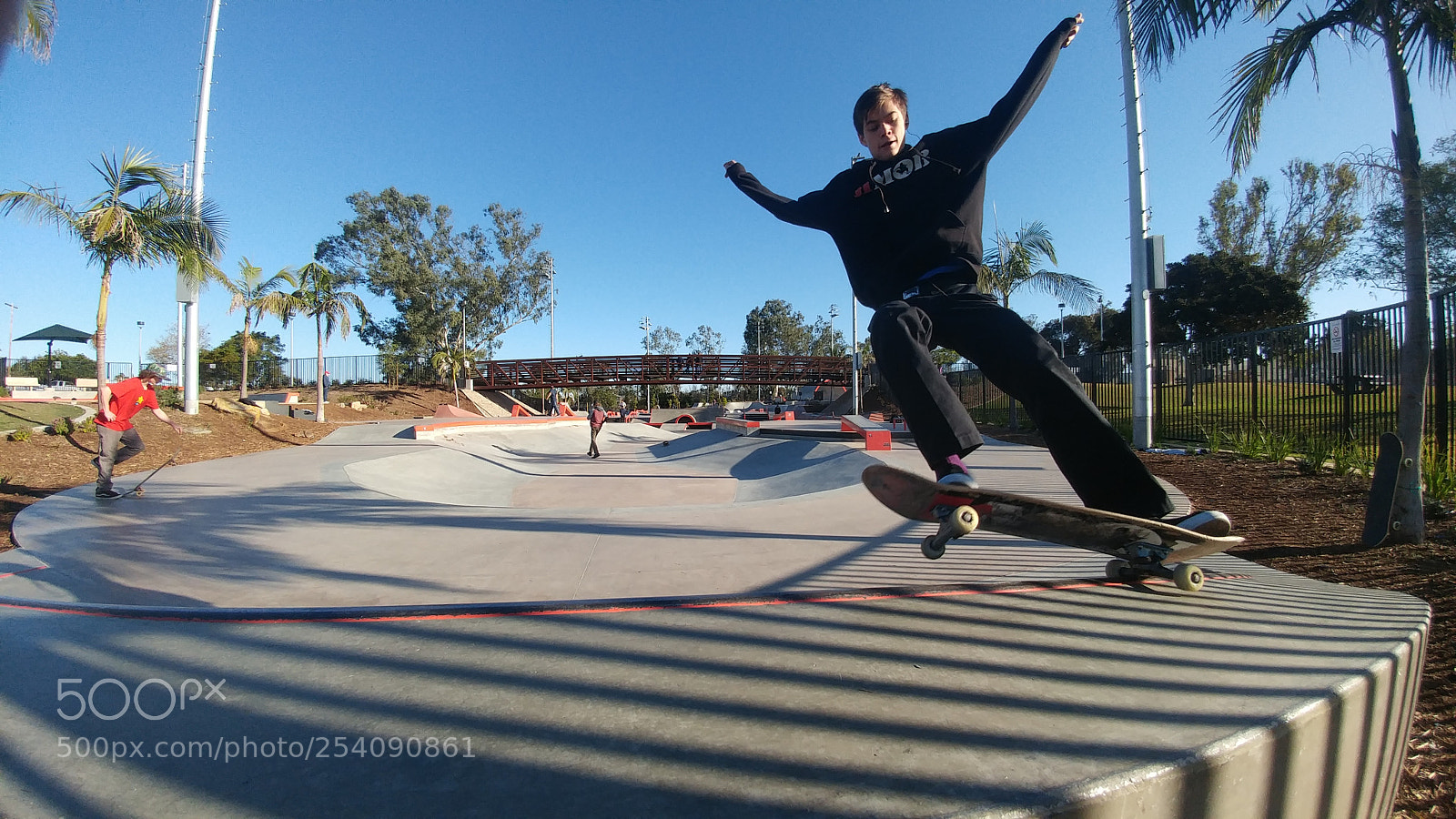LG G5 sample photo. Skateboarding photography