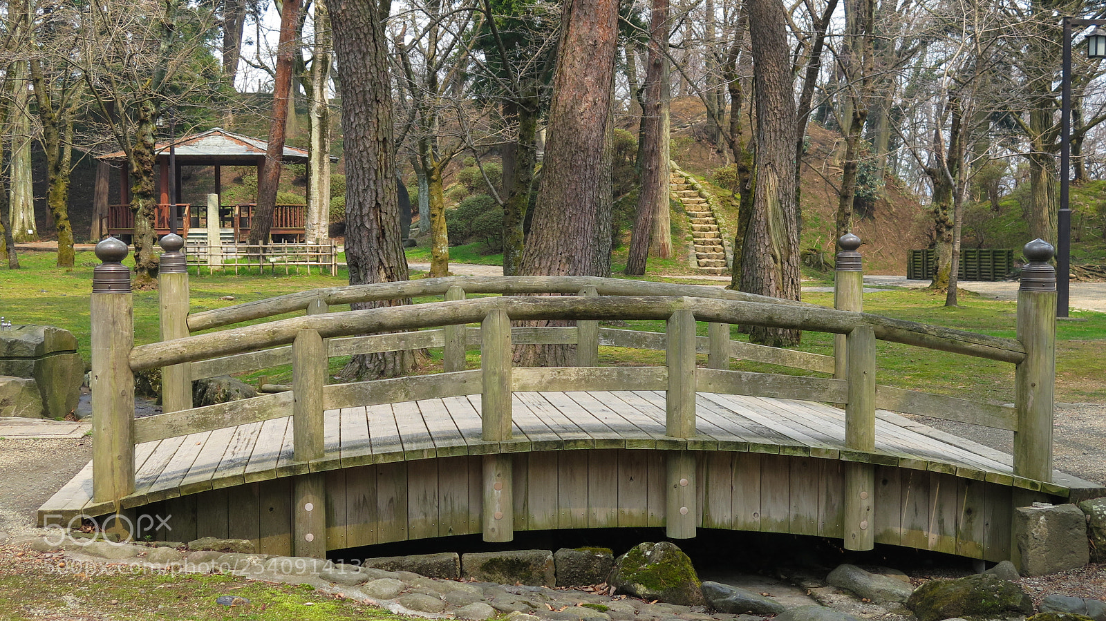 Canon PowerShot G16 sample photo. Senshu park in early photography
