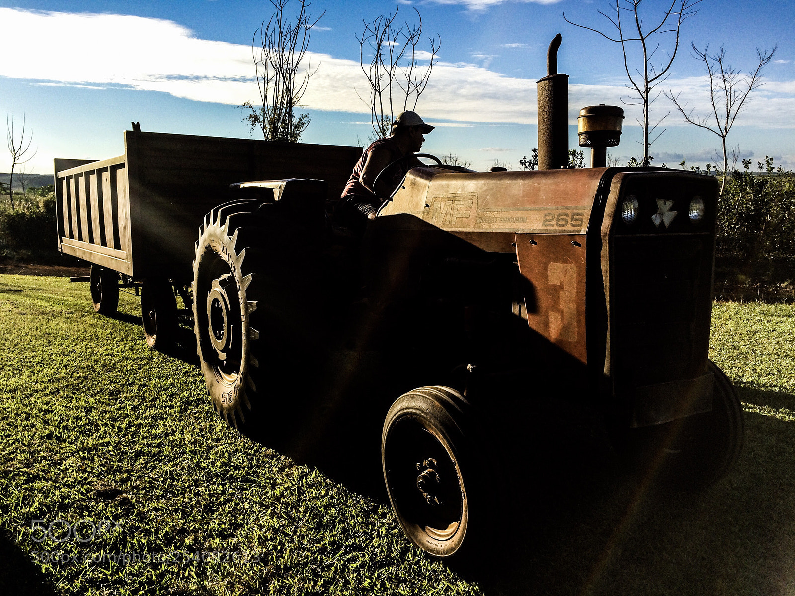 Apple iPhone 5s sample photo. Tractor photography