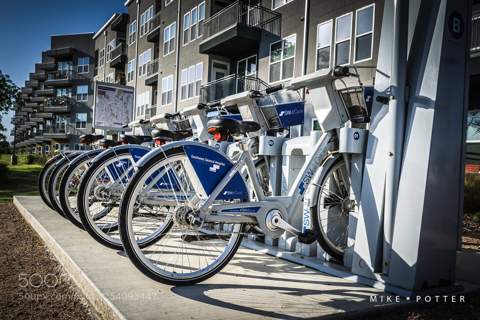 Sony a6000 sample photo. Cycle station photography