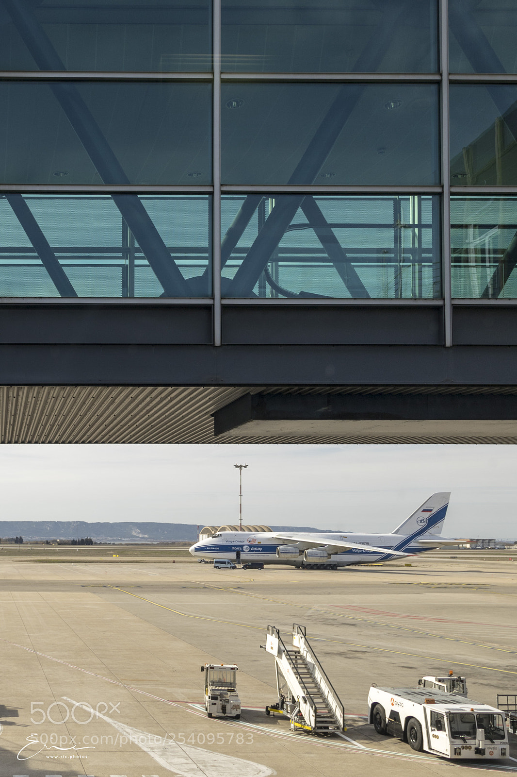 Canon EOS 6D Mark II sample photo. 2018-02-14 airport marseille-provence photography