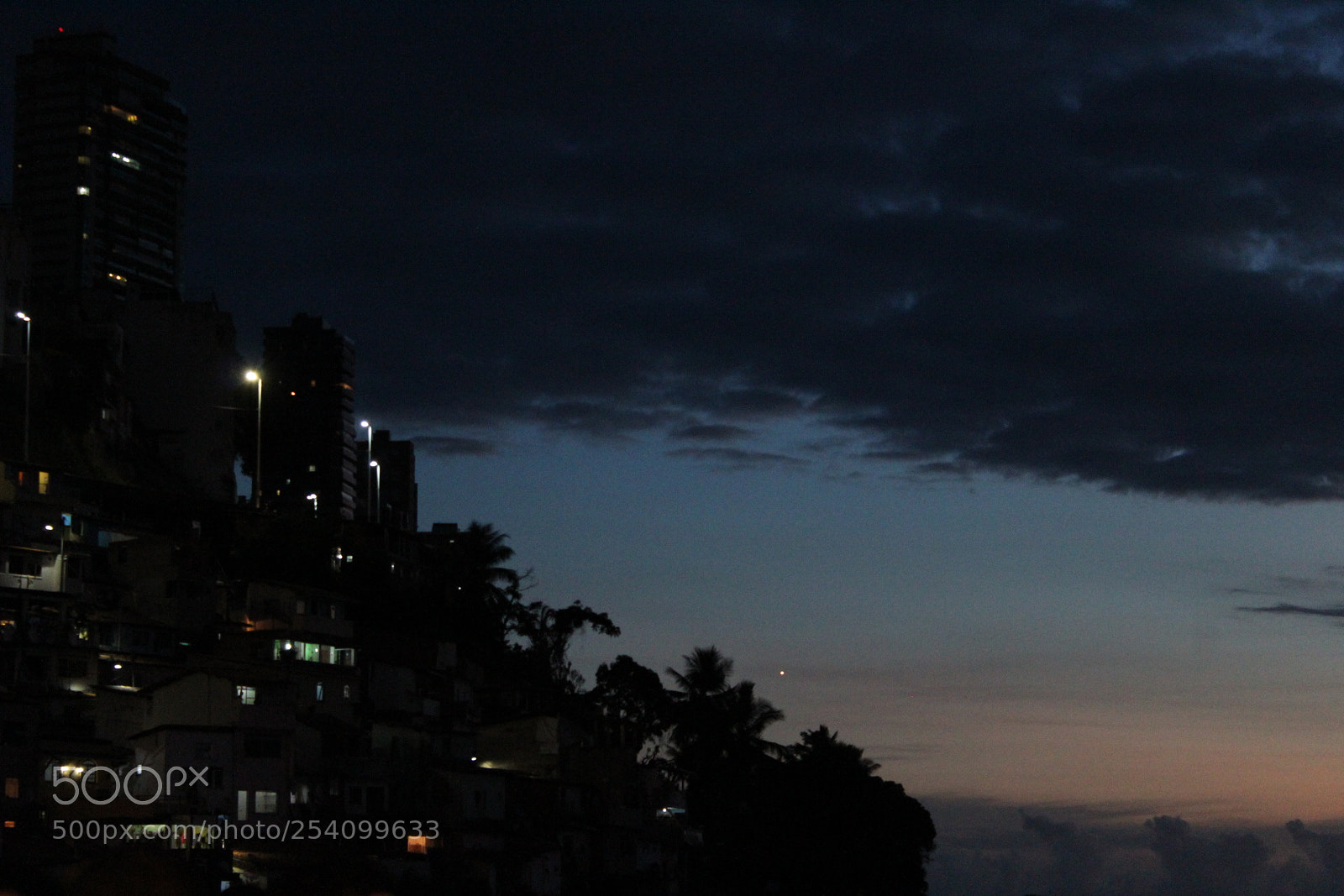 Canon EOS 1300D (EOS Rebel T6 / EOS Kiss X80) sample photo. Noite no mam photography