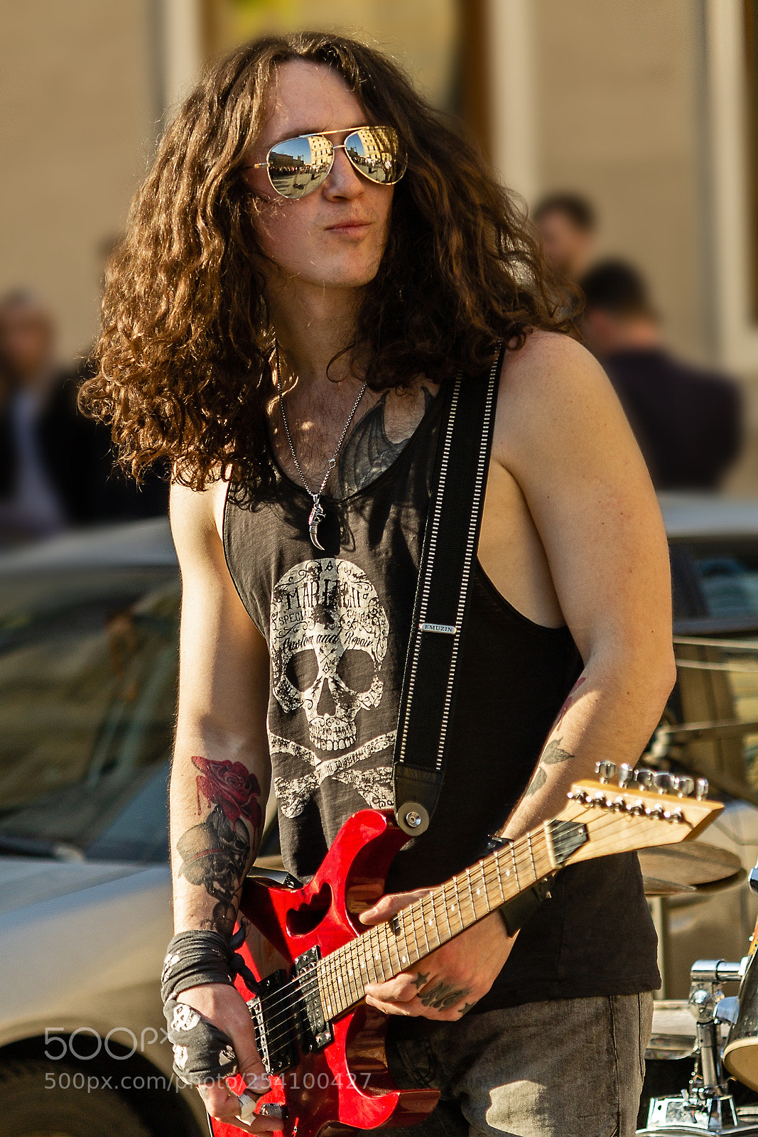 Canon EOS 1100D (EOS Rebel T3 / EOS Kiss X50) sample photo. Street guitar player photography