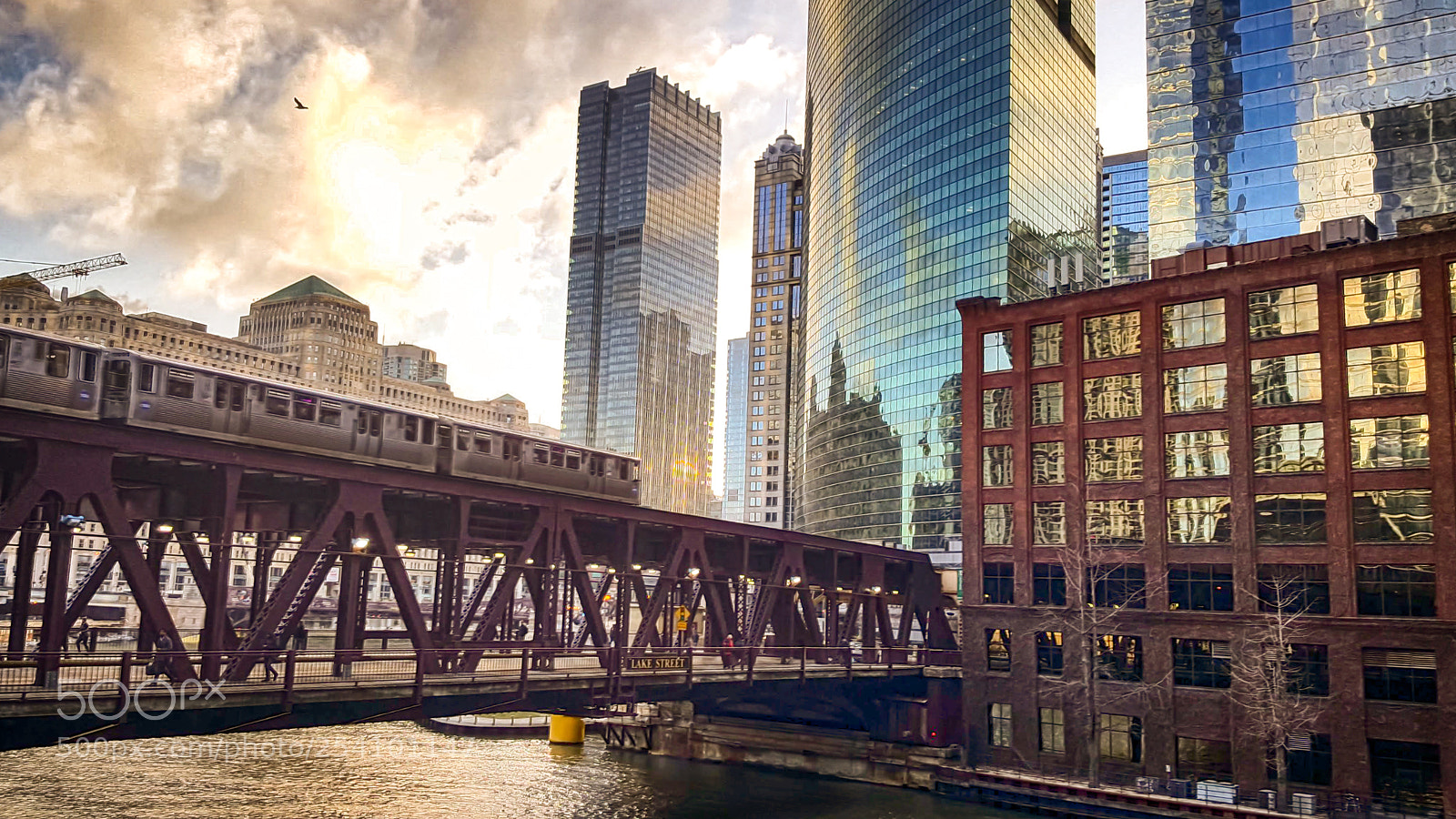 Samsung Galaxy Note5 sample photo. Lake street bridge photography