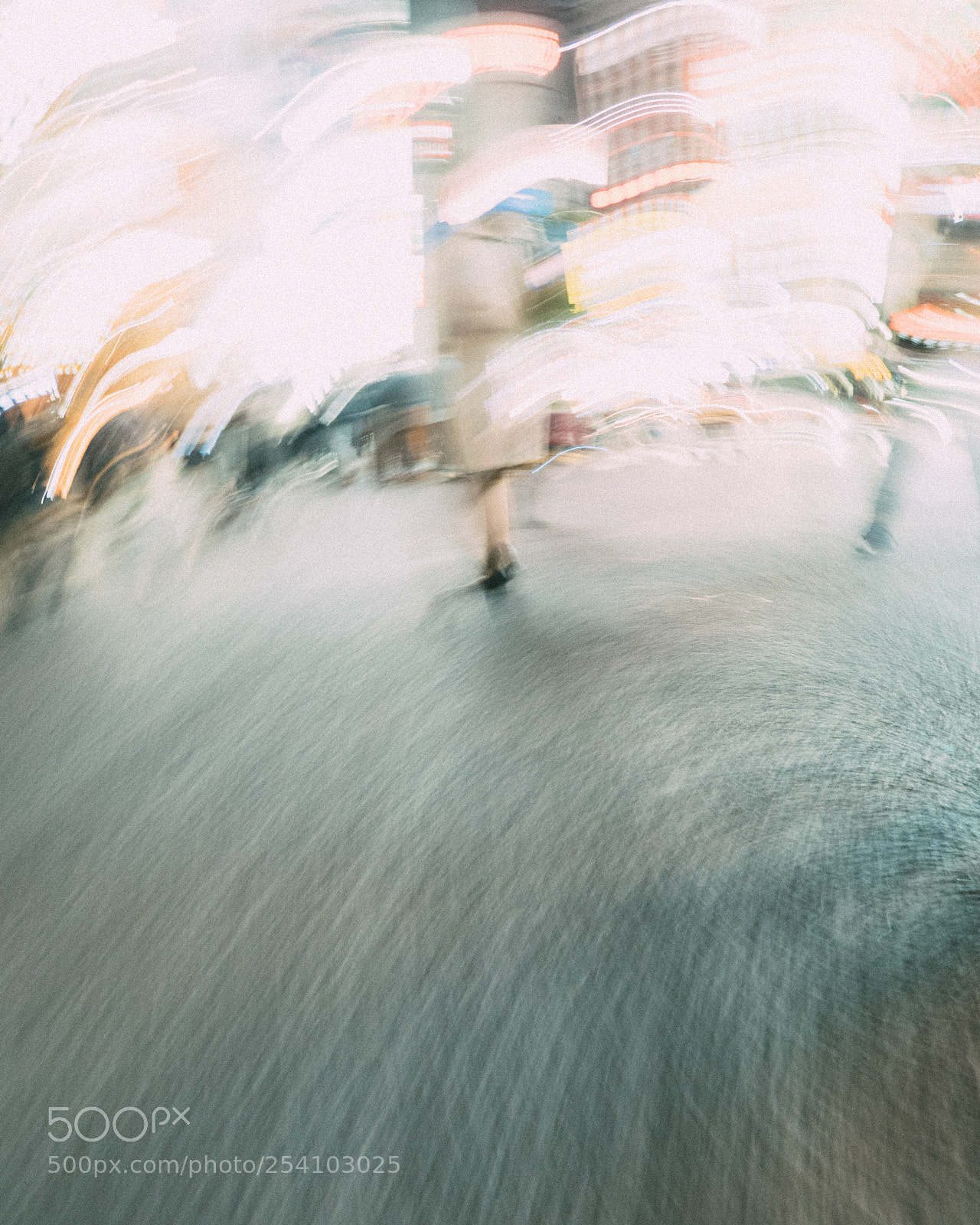 Olympus OM-D E-M5 II sample photo. Walking in the city photography