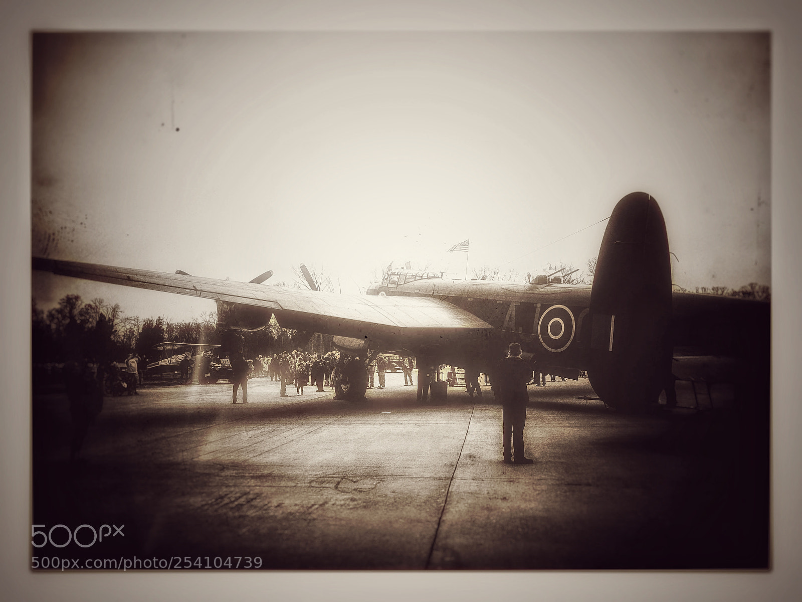 Google Pixel XL sample photo. Avro lancaster dam busters photography