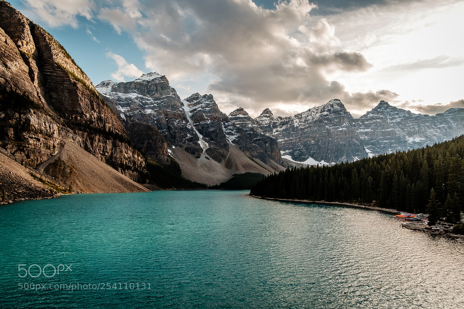 Fujifilm X-T10 sample photo. Moraine lake photography