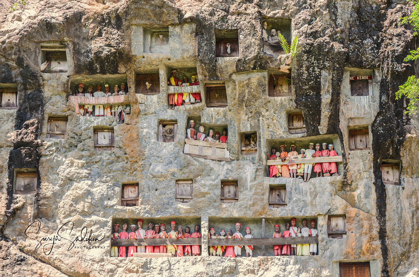 Nikon D7000 sample photo. Tana toraja burial cliff photography